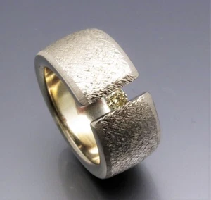 MATURE DESIGN - DISTINCTIVE BRILLIANT TENSION RING - FROM OWN GOLDSMITH - Picture 1 of 6
