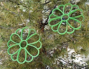 2 Gently Used Green Felt Covered Flower Hangers to Hold Scarves Ties & Belts - Picture 1 of 8