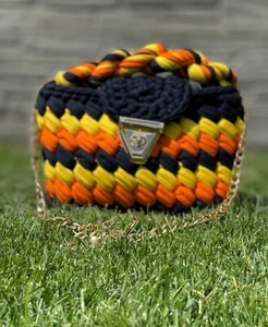 Gehäkelte Damentasche, Häkeltasche, Luxus Tasche, Umhängetasche, Handtmade,  - Bild 1 von 10