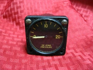 Vintage aviation De-Icing Pressure Guage AC-26343 - AW-13(?)-16-N - Bild 1 von 6