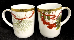 Charter Club Fashion Buffet Gold Holly and Pine 4" Mugs 2006 - Set Of 2 NEW - Picture 1 of 6