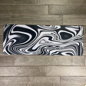 Schwarz-weiß Trippy großes 31”x12” Computer Mauspad - Bild 1 von 7