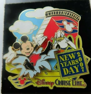 Disney Pin * DCL New Year's Day 2007 - Mickey and Donald LE 500 #51639 - Picture 1 of 4