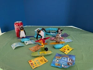 McDonald's 2007 Surf's Up Juego Completo de 8 + Pegatinas de Bonificación - Imagen 1 de 6