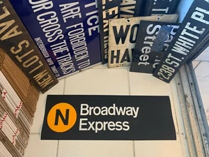NY NYC SUBWAY ROLL SIGN MTA TRANSIT N BROADWAY EXPRESS THEATER ART DISTRICT ARTS - Picture 1 of 5