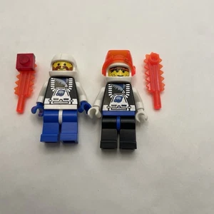 Menge 2 LEGO Vintage Eisplanet Weltraum Minifigur männlich Eis Werkzeug (sp018) - Bild 1 von 8