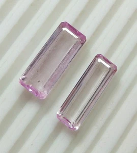 Hermoso par de gemas brillantes sin calentar de corte esmeralda de kuncita ro... - Imagen 1 de 11