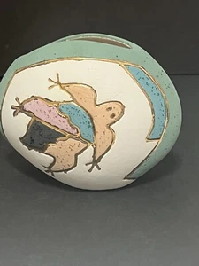 So Dakota Native Hand Made Pottery Small Vase 3.5"h 5"w Southwest Frog Image - Picture 1 of 9