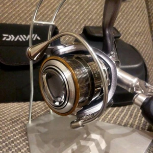 DAIWA 12 Exist 2508PE-DH Silver Spinning Reel Used From Japan - Picture 1 of 20