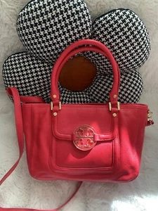 Tory Burch Amanda crossbody Red/pink hobo satchel bag - Picture 1 of 10