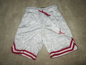 Jordan Basketball Shorts White/Red Boys Kids LGG 6-7 Years 116-122cm. - Picture 1 of 3