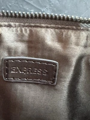 Muñequera o bolso de hombro de metal para pistola EXPRESS Foto 1 de 4