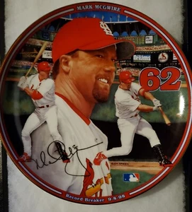 1998 Bradford Mark McGuire Home Run Hero Record Breaker 9-8-98 Collectors Plate - Picture 1 of 2