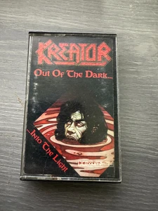 Kreator – Out of The Dark Into The Light - Original Metal Cassette Tape EX+ - Picture 1 of 3
