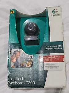 Logitech Webcam C200 Built-In Microphone USB New - Picture 1 of 2