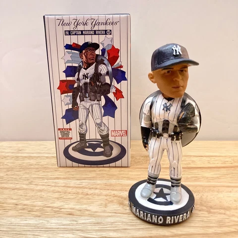 MARIANO RIVERA New York Yankees Captain America Marvel Bobblehead (SGA 7/12/19) Cover