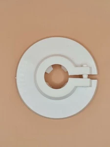 Heizkörperrosetten - Plastikrosetten weiß, für Heizungsrohre Größe 15 - 35 mm - Bild 1 von 9