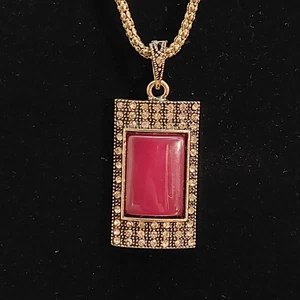Collana vintage in plastica con pietre rosse 16,5" con prolunga 2,5" tono oro  - Foto 1 di 9