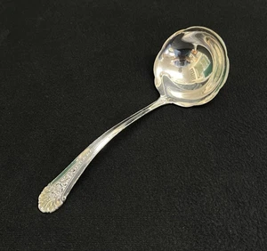 53.58g "Royal Windsor" by Towle Sterling Silver Solid Gravy Ladle 6.75" - Picture 1 of 9