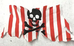 LEGO Cloth Sail 21 x 11 w/ Red Stripes, Skull Crossbones 1996 vintage Pirates - Picture 1 of 1