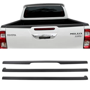 Barra de protección de borde de carga portón trasero para Toyota Hilux VIII doble cabina 2023-2025  - Imagen 1 de 11