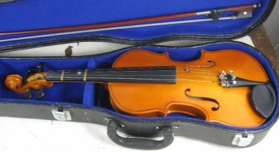 Student Violin Anton Breton AB 05 ½ Size China - Image 1 of 4
