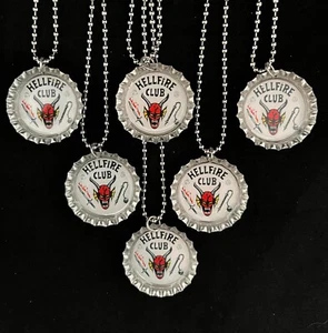 Stranger Things / 6 collares / favores de fiesta / Hellfire Club / regalo amigo / collar - Imagen 1 de 1