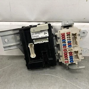 2005 Nissan Z33 350Z BCM Body Control Module 284B1CF000 OEM 15BDBFC - Picture 1 of 6
