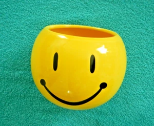YELLOW SMILEY FACE - CERAMIC VASE / PLANTER - HAPPY EMOJI - by 1-800-FLOWERS - Picture 1 of 15