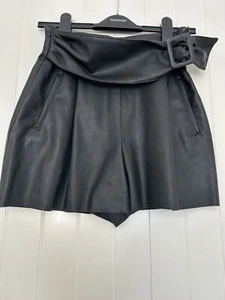Zara Shorts - Picture 1 of 2