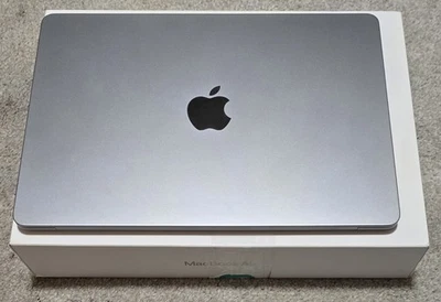 Apple MacBook Air 13.6 Inch M2 16GB 256GB - Image 1 of 3