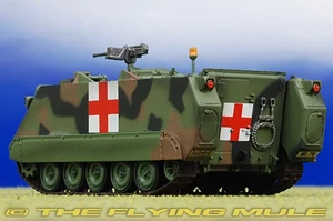 Easy Model 1:72 M113A2 APC US Army Red Cross - Picture 1 of 6