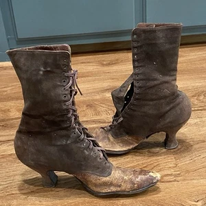 Antique 1890s Victorian Womens Boots Vanite of Fashion Lace 18 hole Brown 2 Tone - Picture 1 of 13
