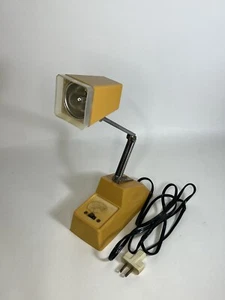 VTG Prestigeline Compact Folding DESKTOP LIGHT LAMP 1977 TESTED WORKS - Picture 1 of 14