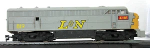HO SCALE AHM L&N LOUISVILLE & NASHVILLE #819 DIESEL - Picture 1 of 6