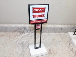 Advertising General Motors GMC Trucks Car Dealership Desk Top Sign, Repro, Nice - Picture 1 of 5