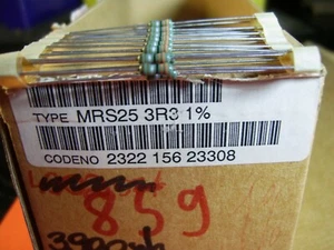 100pcs RESISTENZE THT MRS16, MRS25, SMA0204, SMA0207, MBA0204, MBB0207 BASSO RUMORE - Foto 1 di 197