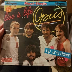 Opus - Live Is Life Italy 1985 Pop Rock Musik Vinyl NM - Bild 1 von 4