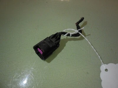 04-10 Volkswagen Touareg 2 Slot 2 Wire Fuel Injection Plug Pigtail Connector #4 - Image 1 of 4