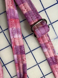 MADE IN USA Medium Hundehalsband (12-16") und Leine 4 Fuß Set Pink/Lila/Silber - Bild 1 von 2