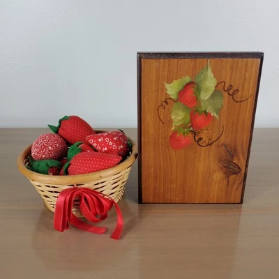 Fresa Decoraciones Tela Fresas En Cesta Con Llavero Hogar Foto 1 de 4
