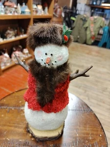 Reparto 56 Pupazzo di Neve in Fantasia FAUX Pelliccia Cappello Sciarpa e Bastone Braccia NATALE 10' - Foto 1 di 18