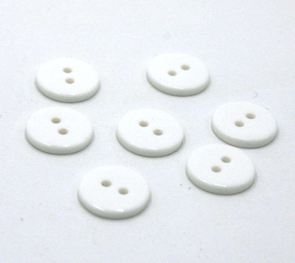 lot de 10 bouton scrapbooking 2 trou unis blanc mercerie couture 15 mm couture - Photo 1/1