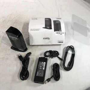 Estación de Acoplamiento de Pantalla 4K Triple USB-C Enchufable UD-ULTC4K - Imagen 1 de 8