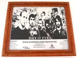 RECUERDO MUSICAL DE LOS AÑOS 2000 BANDA FIRMADA AUTOGRAFIADA ENMARCADA 8X10 IMPRESIÓN PROMOCIONAL - Imagen 1 de 7