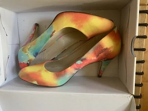 Call It Spring Multicolor pumps 8.5 - Picture 1 of 3