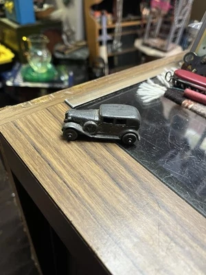 Tootsie Toy Graham sedan - Image 1 of 4