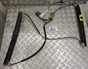 alzacristalli anteriore destro audi a6 anno 2010 - Foto 1 di 2