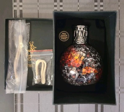 Lâmpada Vampiress Ashleigh Burwood pequena fragrância PFL60C nova em folha estado perfeito  - Imagem 1 de 3