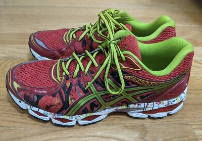 Taglia 10 US Uomo Asics GEL NIMBUS 16 NYC Marathon Rosso Verde   - Immagine 1 di 4